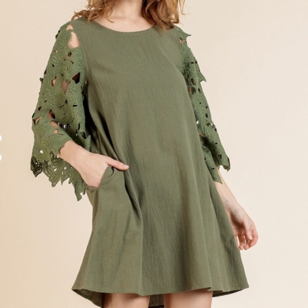 Umgee Bell Sleeve Dress with Pockets - Picture 2 of 4